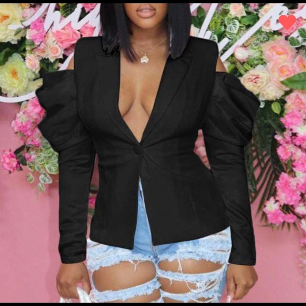 Blazer with Cutout Shoulder